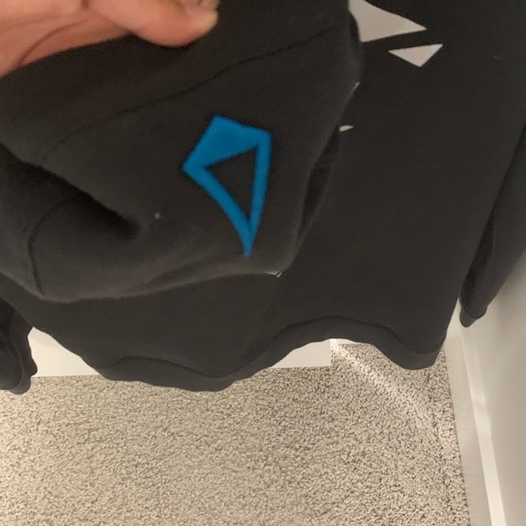 Lululemon kids glow in the dark black hoodie zipup - Picture 6 of 8